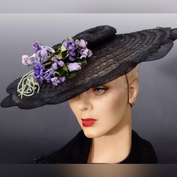 1940s cartwheel hat wide brim black crinoline horse hair with millinery flowers